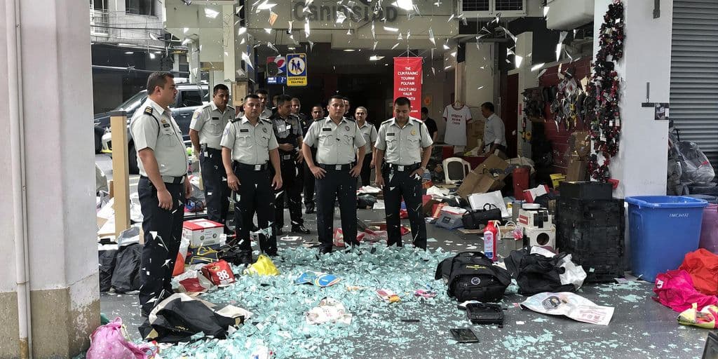 Security Guards Involved In Shocking Robbery Incident In Cambodia