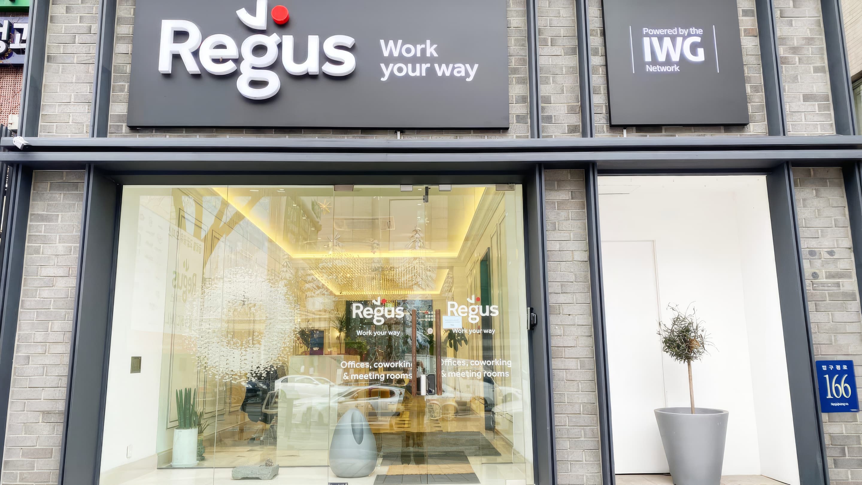 Regus