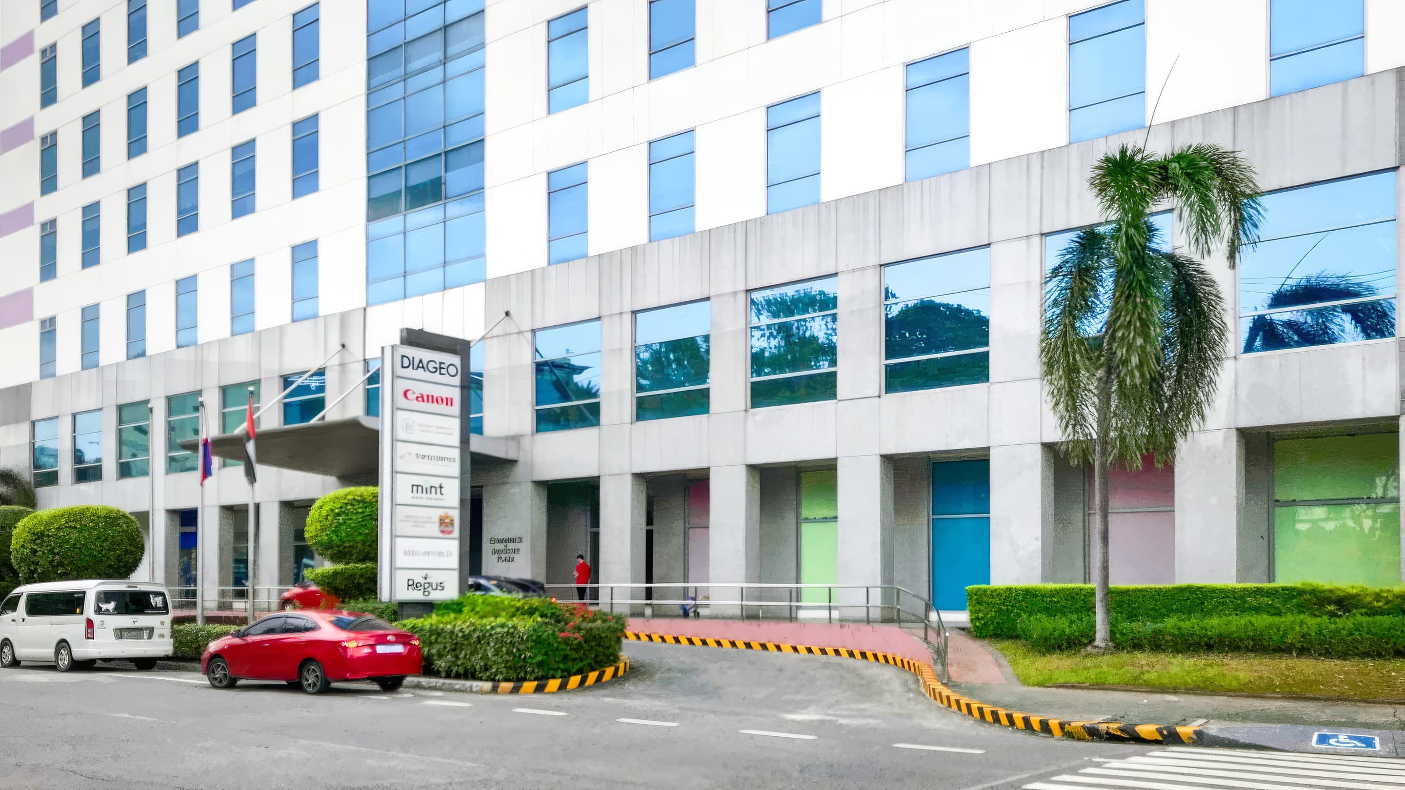 Regus - Manila, Mckinley Town Center - Taguig City