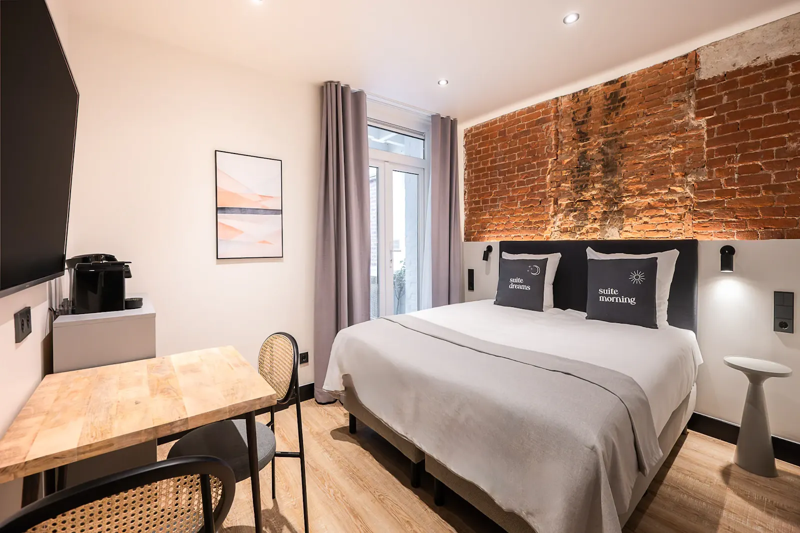 Limehome Amsterdam Leidsekruisstraat, serviced apartment in Amsterdam