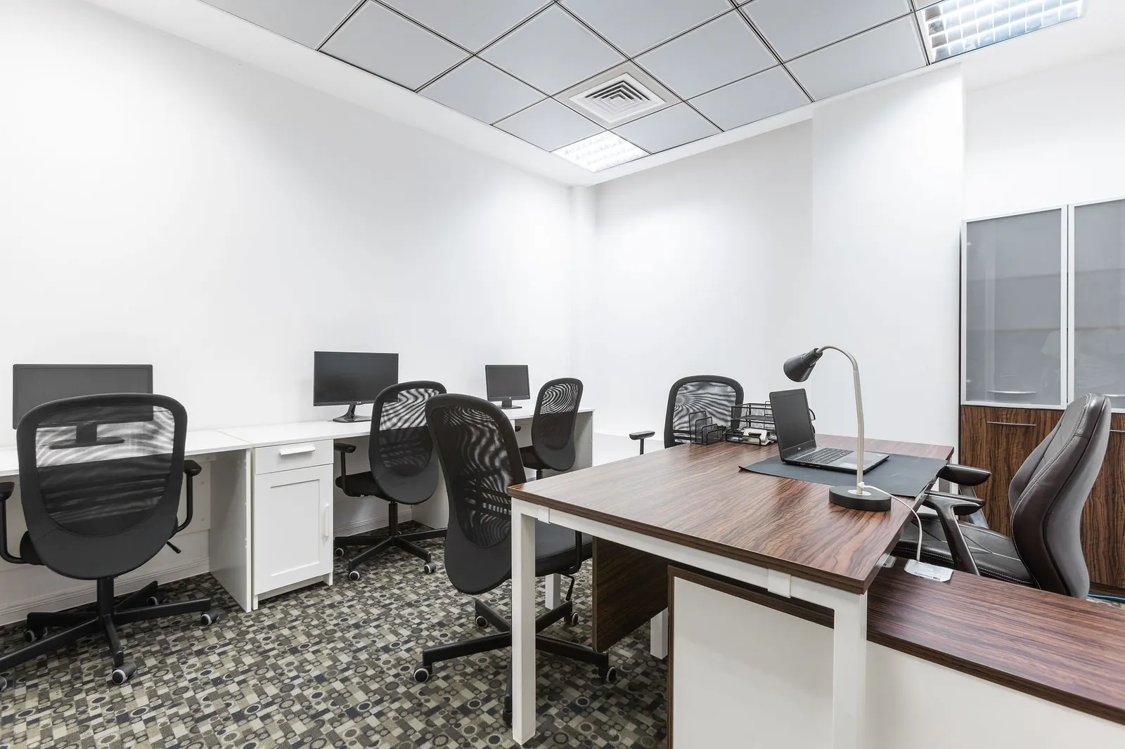 Sharq Capital Business Center