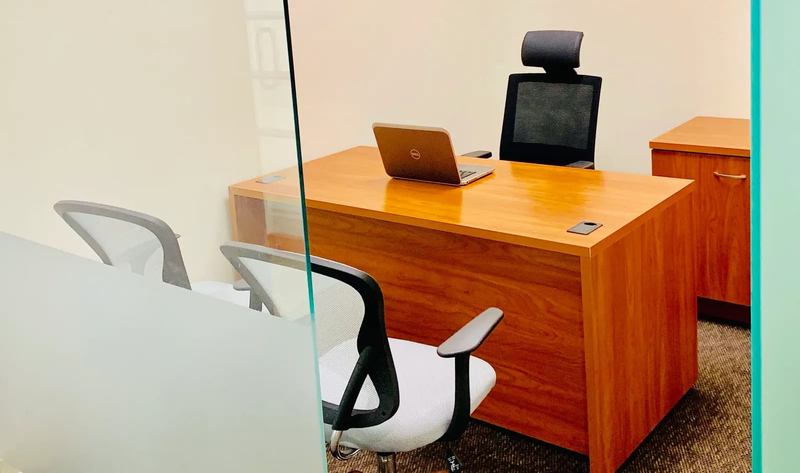 Flushing Business Center (法拉盛商务中心 办公室出租), serviced office in New York