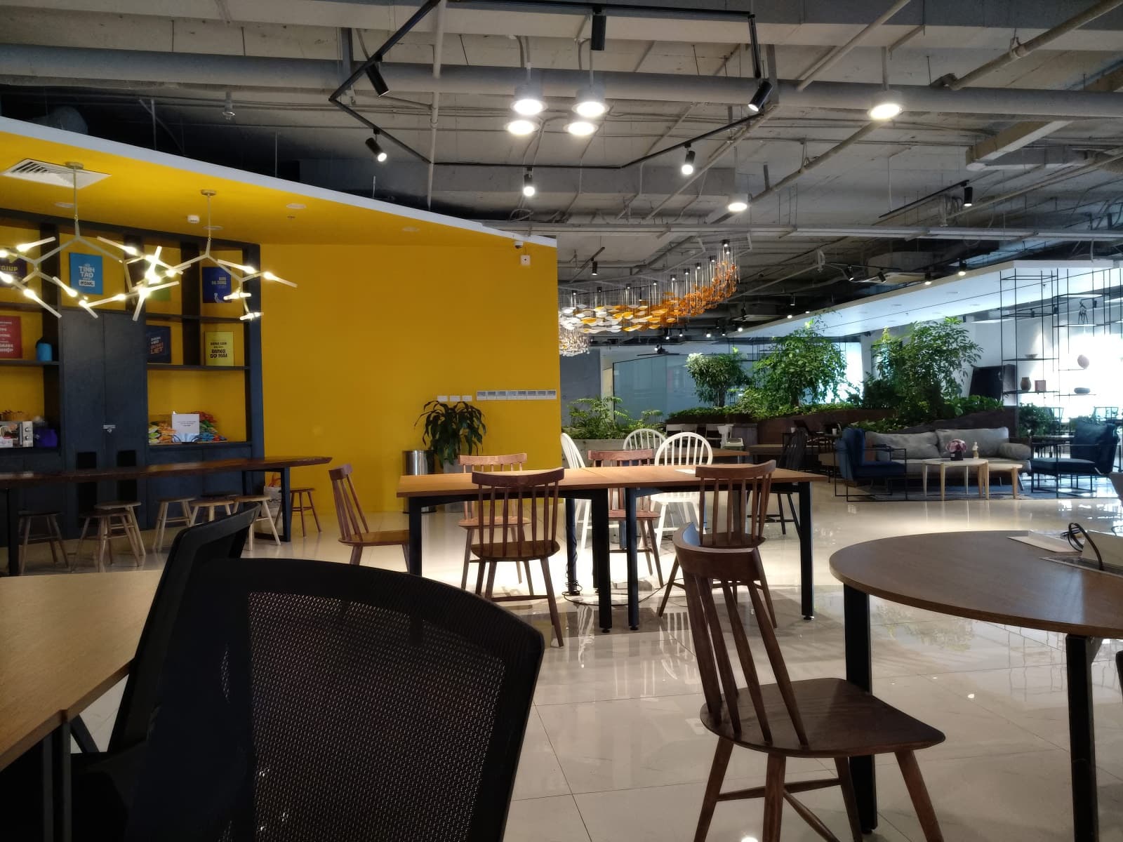 Y-Nest Coworking Space
