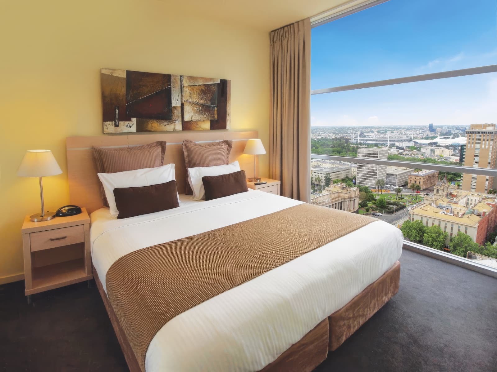 Oaks Melbourne on Lonsdale Suites