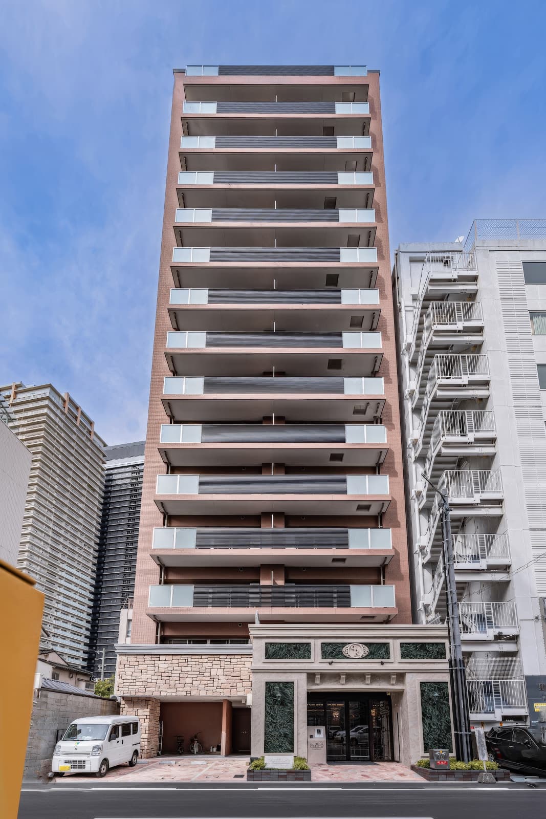 Apartment Hotel 11 Namba Motomachi (AirBNB)