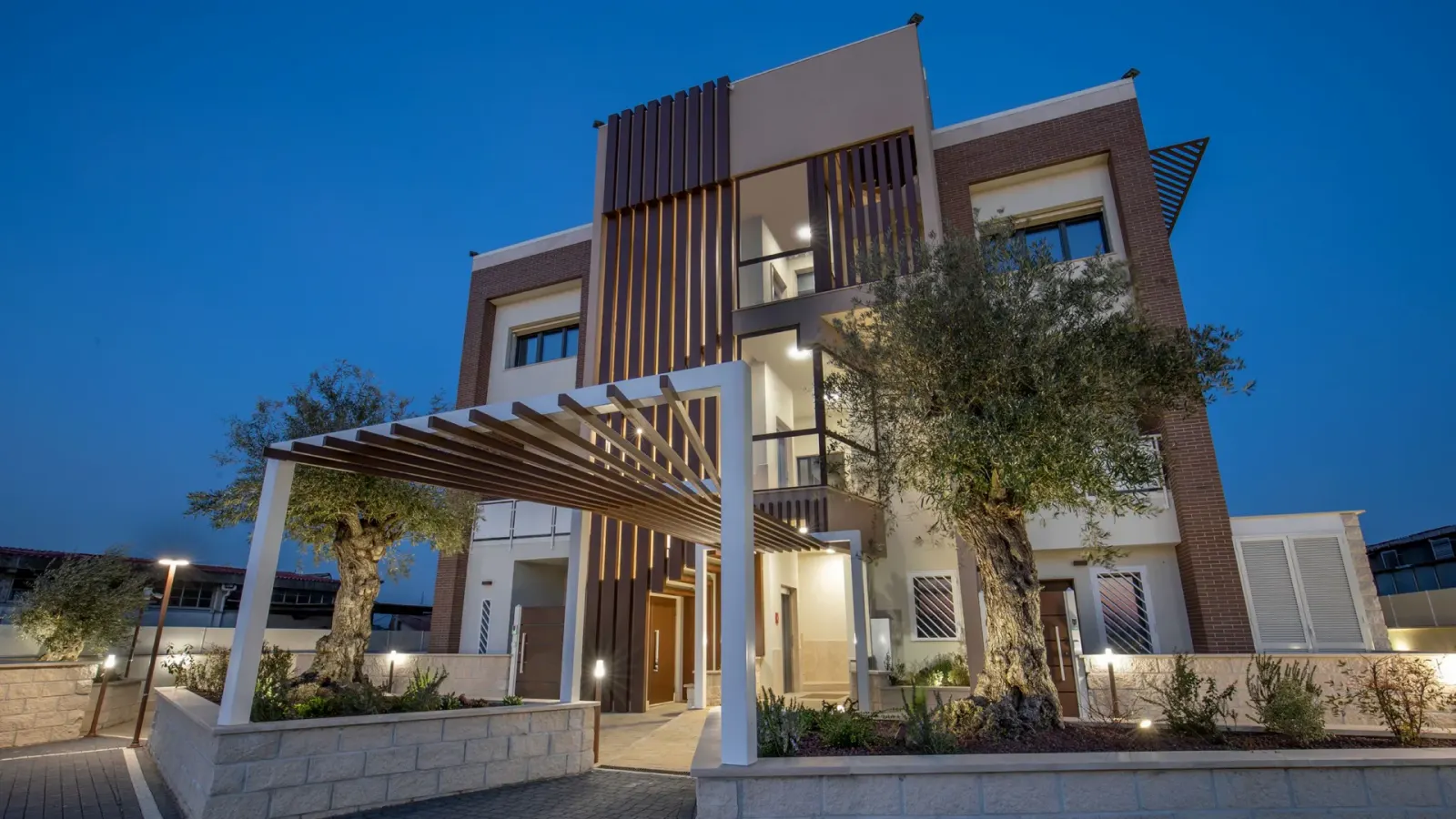 Domidea Apartments Smart Home & Work, serviced apartment in Rome