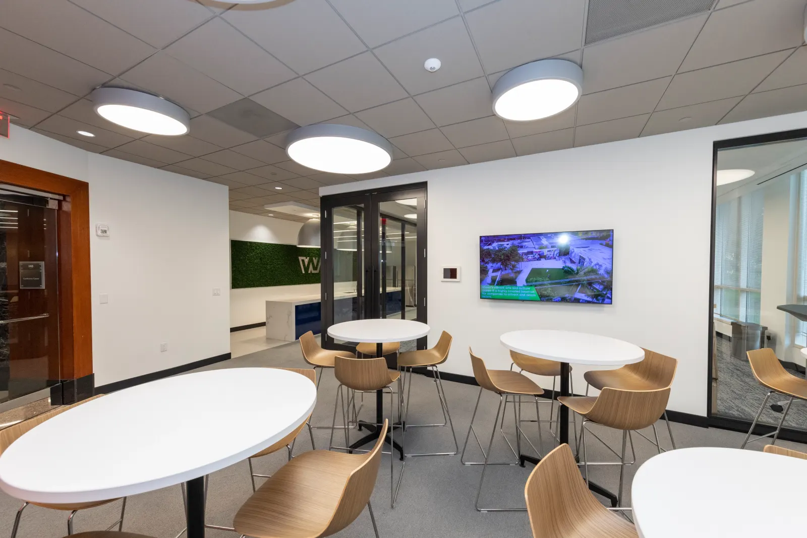 Nuveen- Waterford Business District - 5200