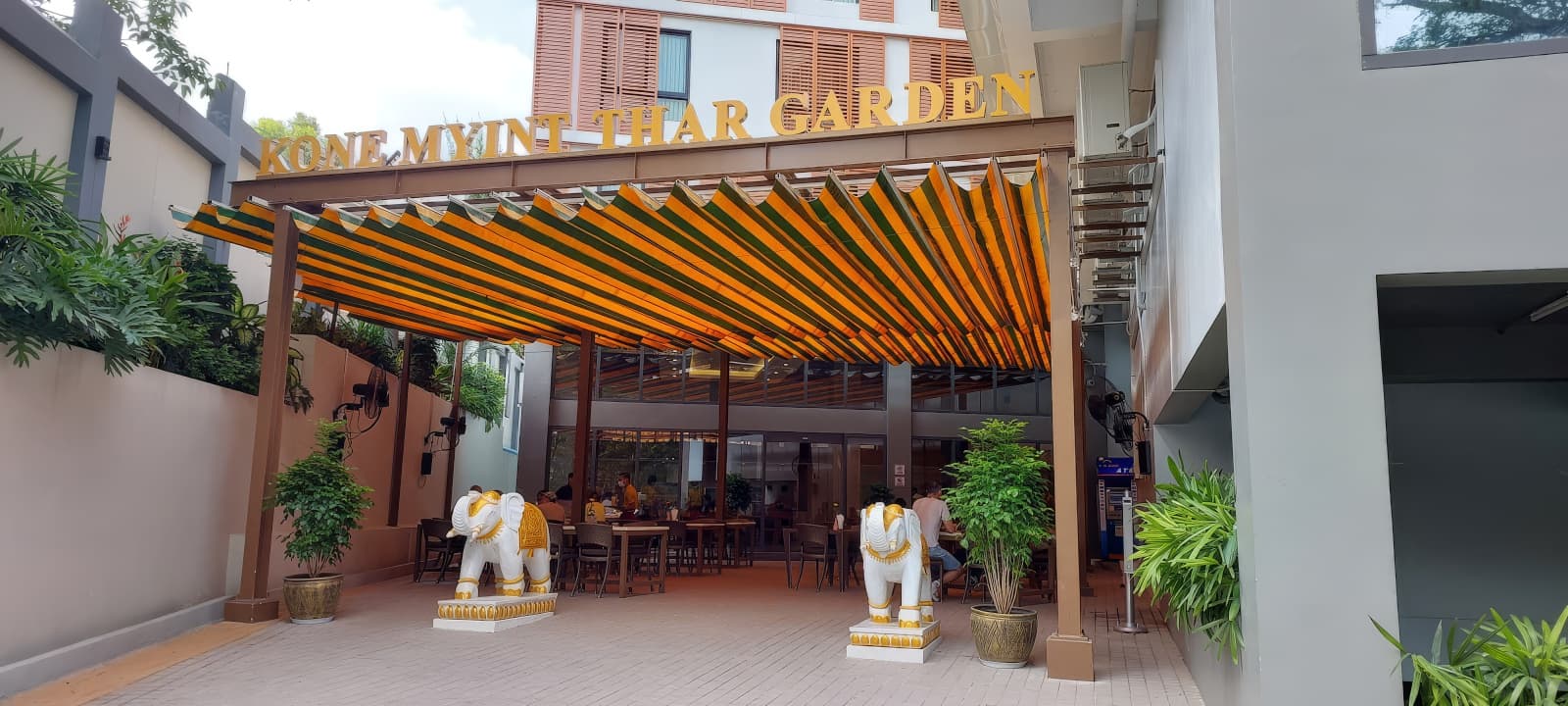 Aurum Serviced Apartment