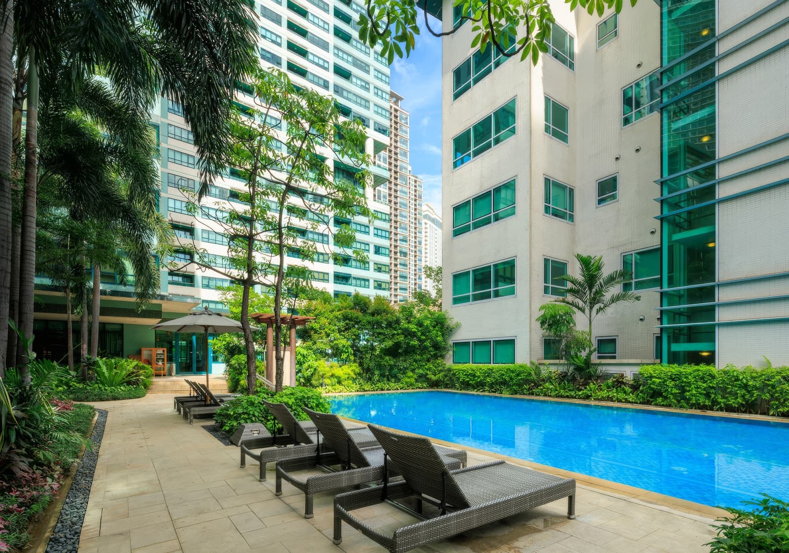 Aruga Apartments by Rockwell