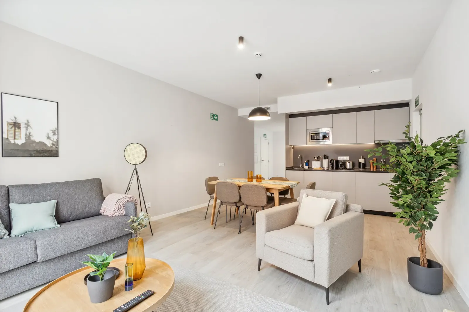 Limehome Valencia Carrer de Cadiz, serviced apartment in Valencia