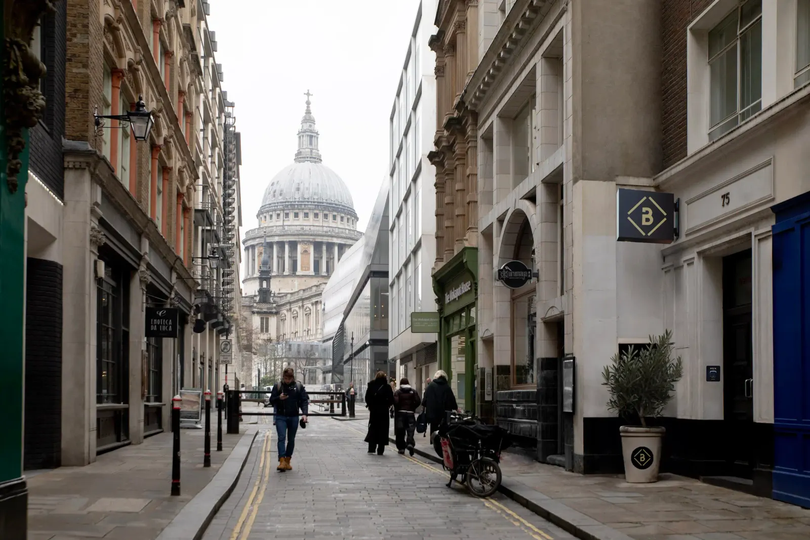 Bob W London St Paul's