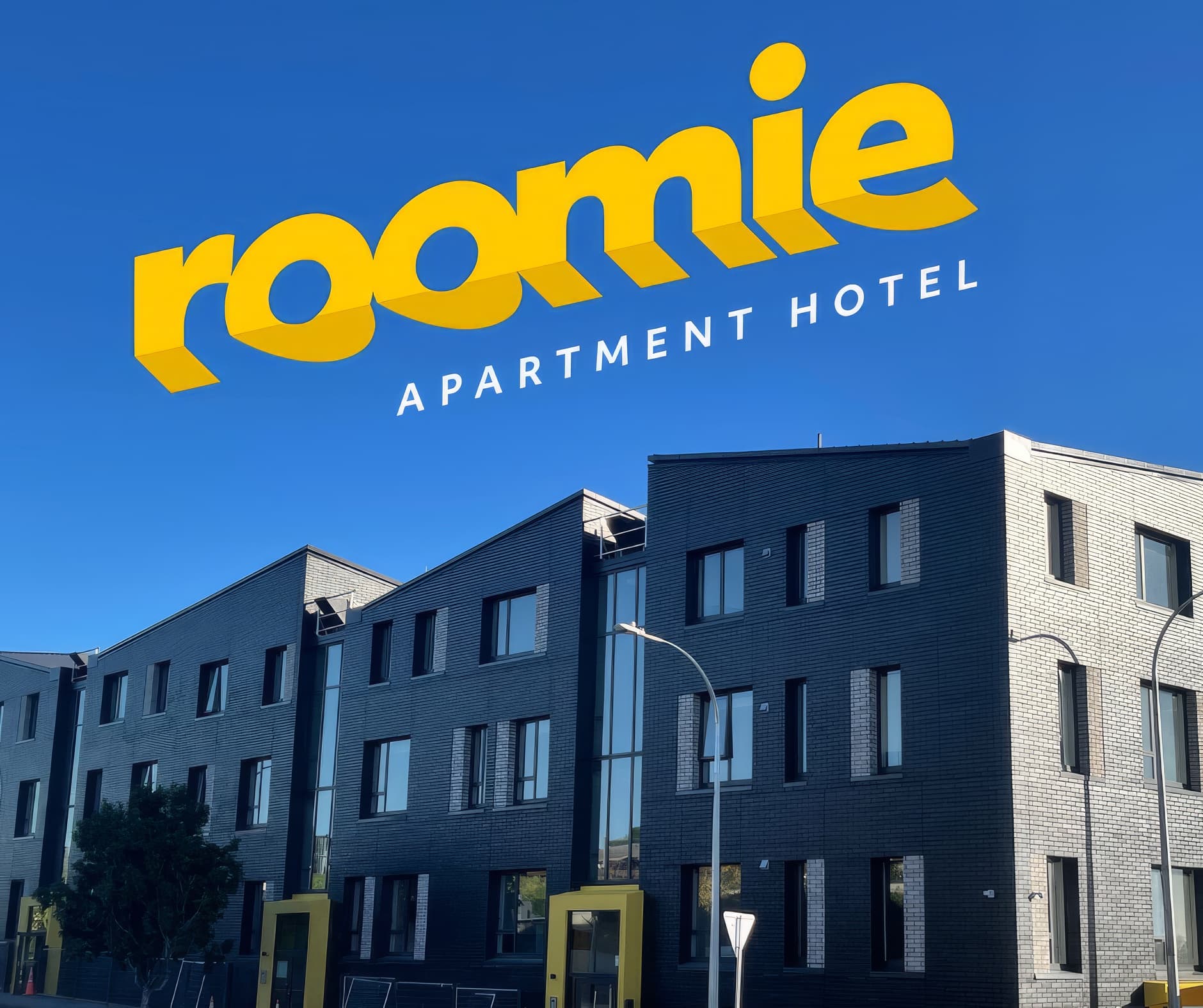 Roomie Apartment Hotel