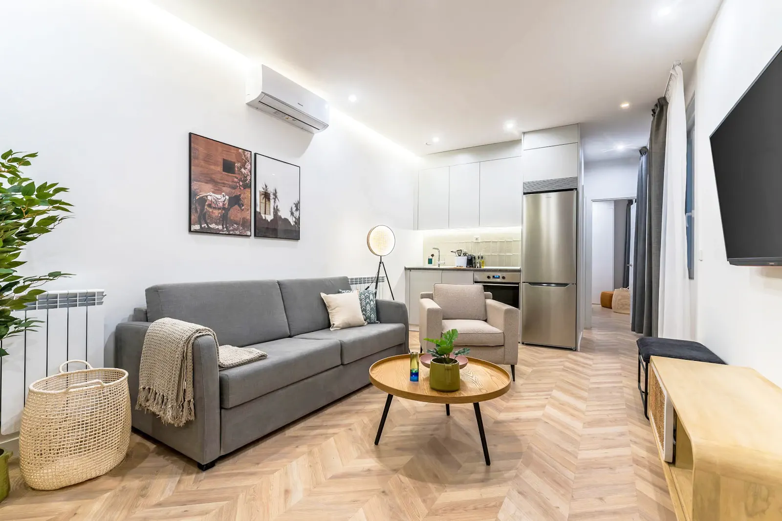 Limehome Madrid Calle de Luchana, serviced apartment in Madrid