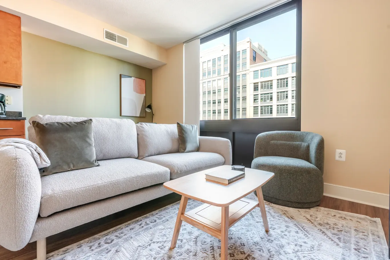 Blueground Meridian at Mt Vernon Triangle, serviced apartment in Washington DC