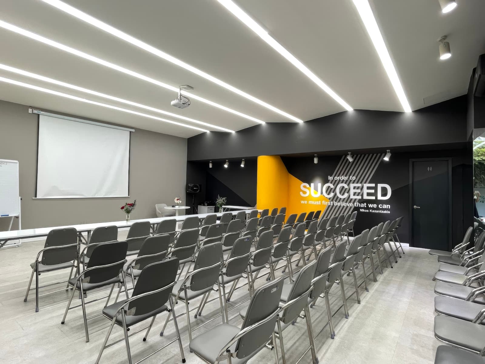 C-Space Coworking Office