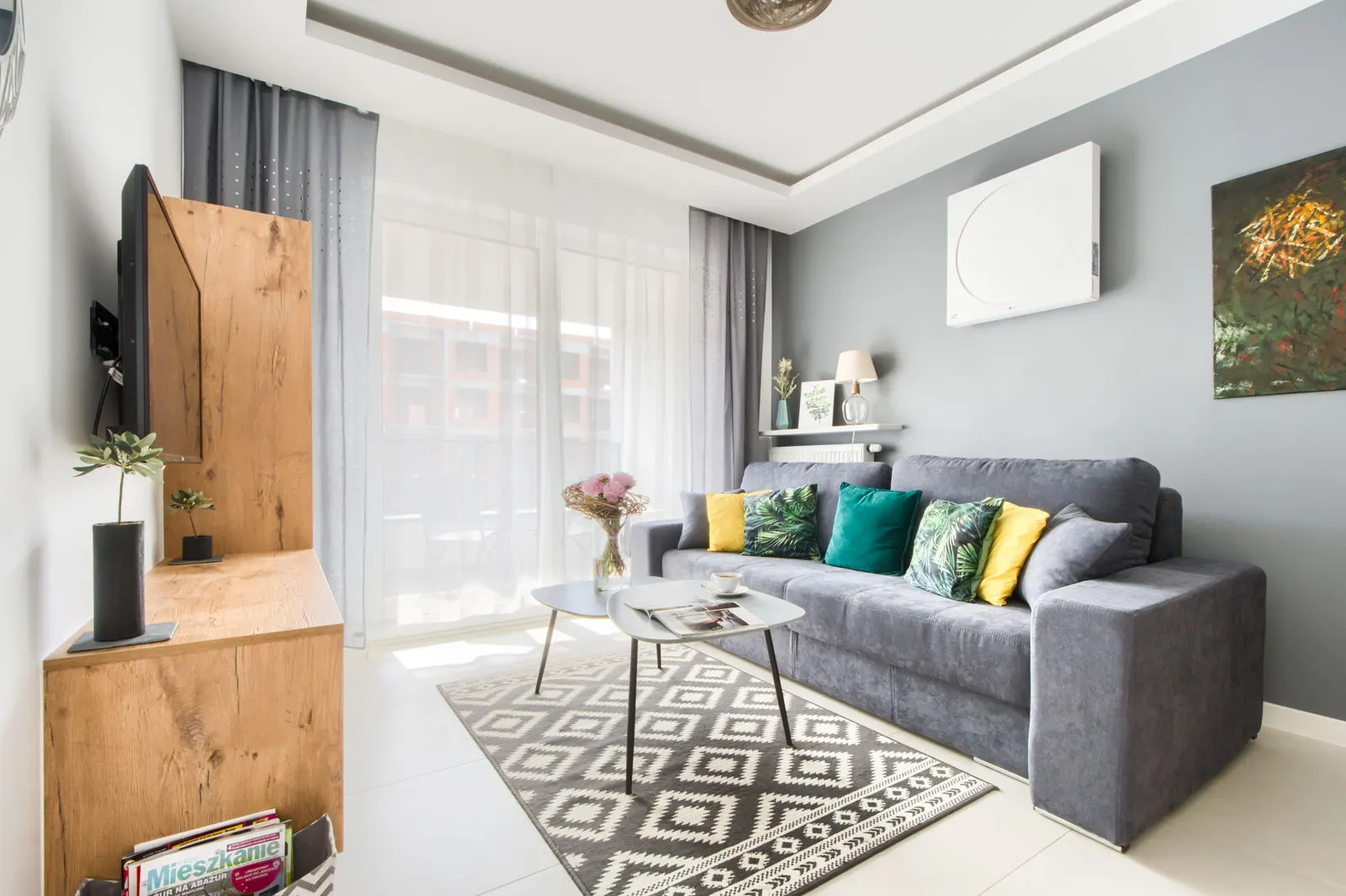 M&R Apartament DeLuxe Airport&Business Cybernetyki