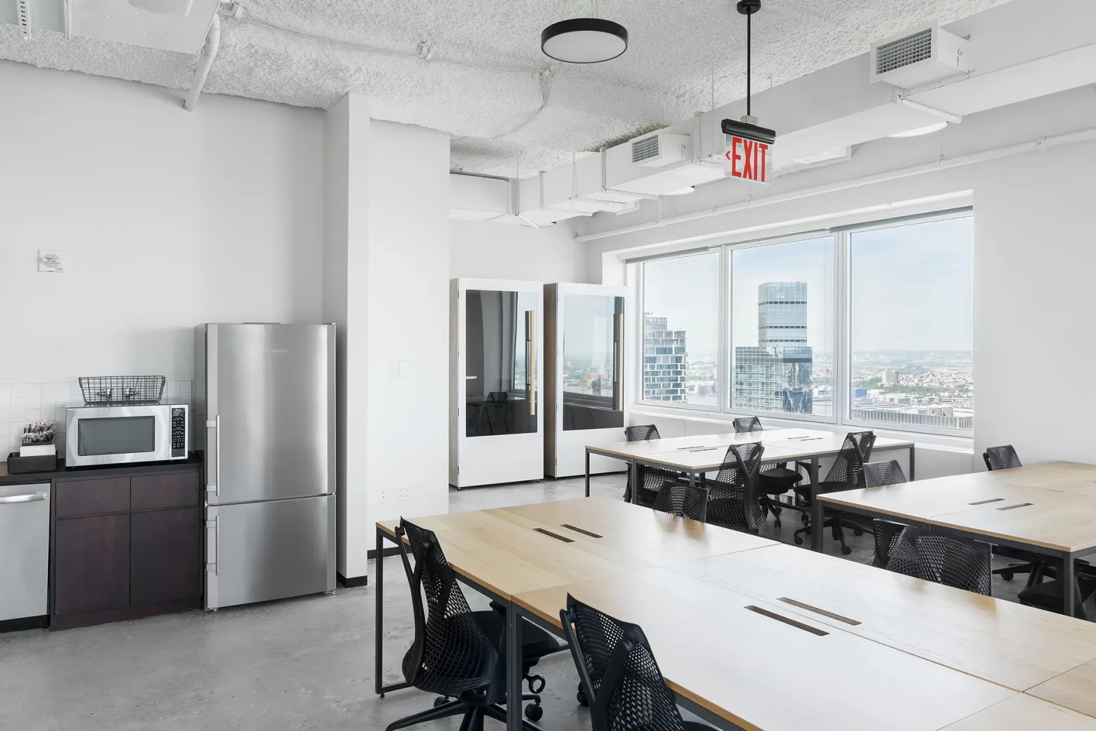 Suites at 183 Madison