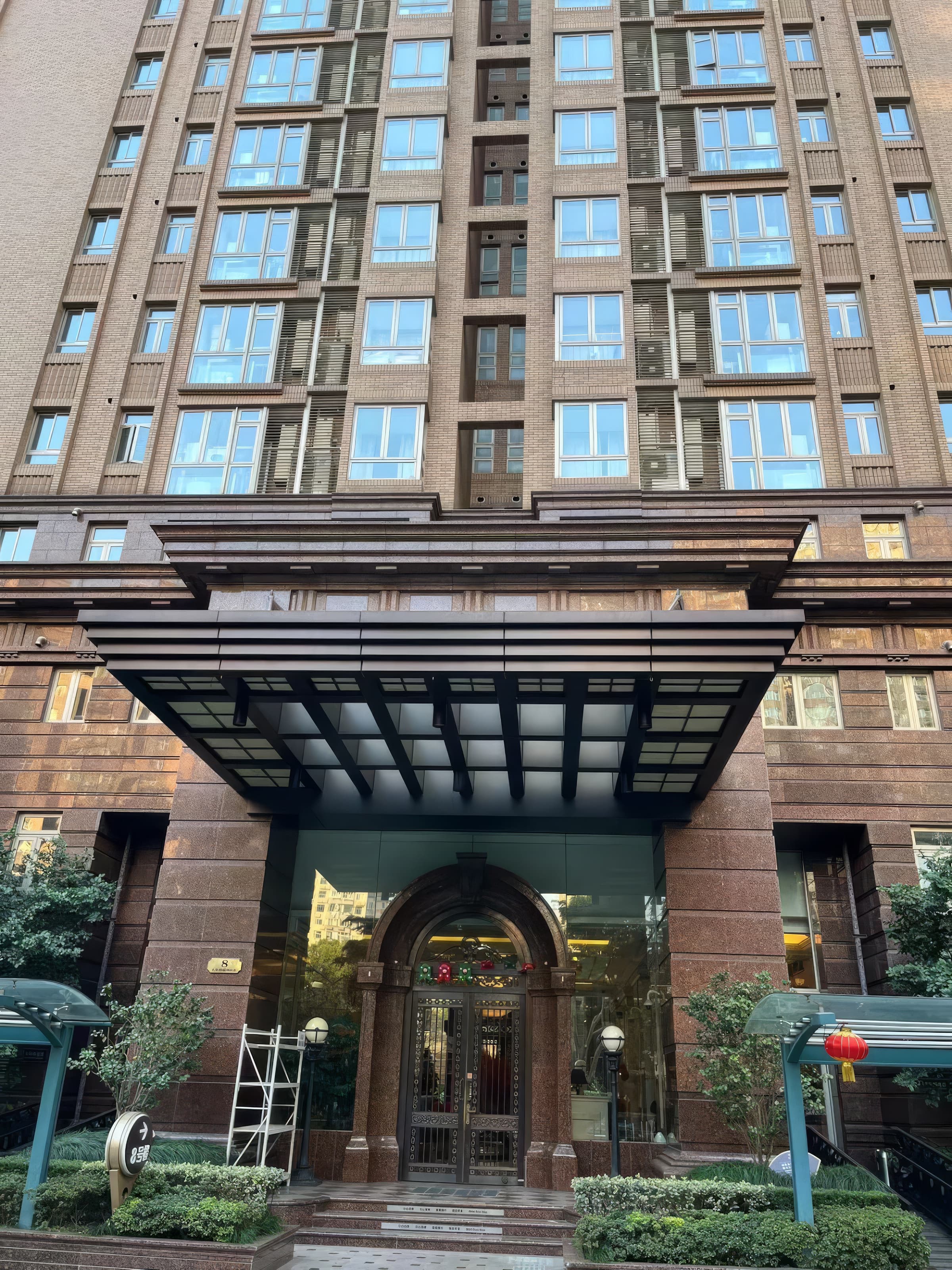 Xuhui Garden Service Apartment