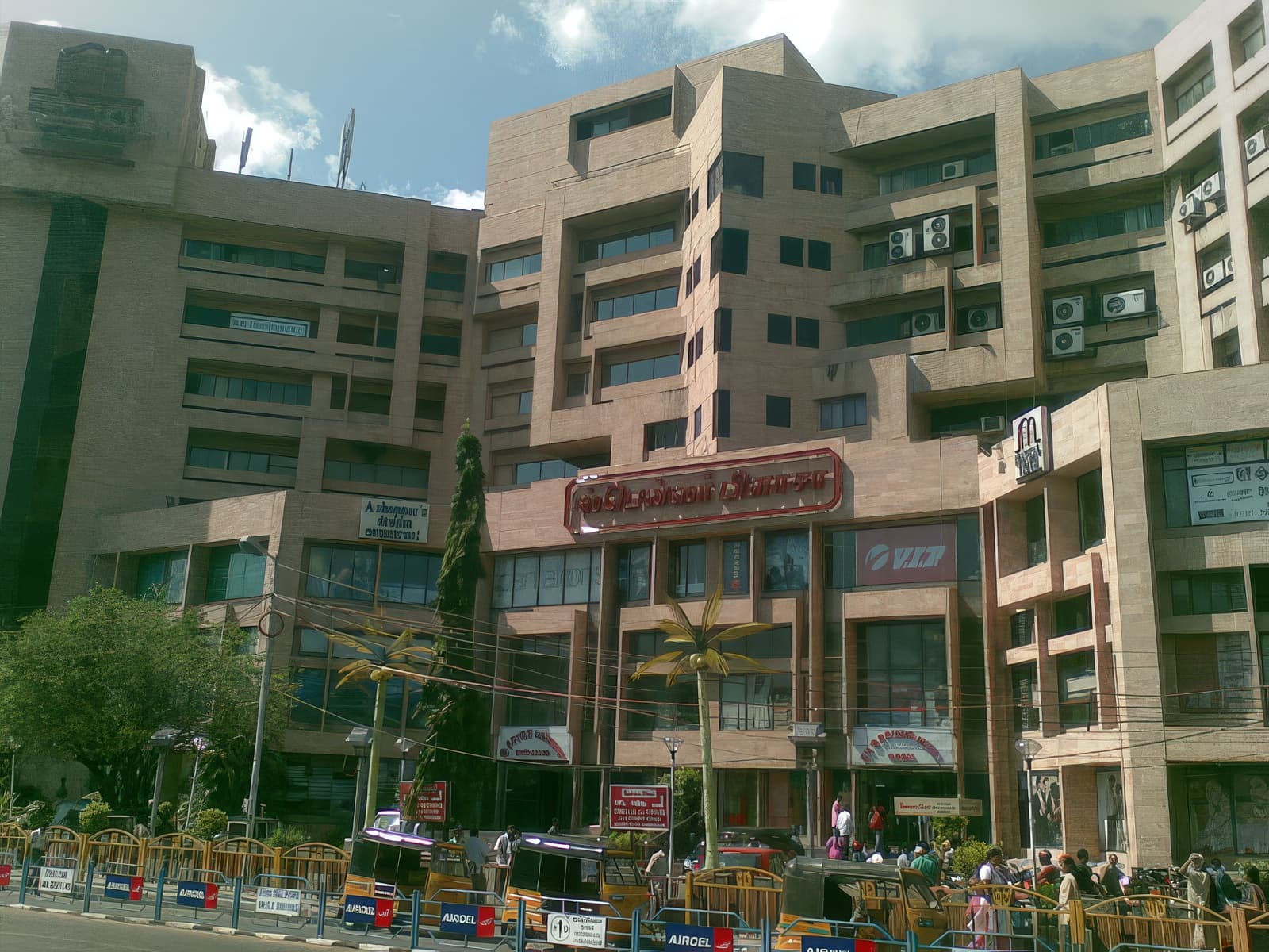 Spacelance Chennai - Virtual Office and Co-working Space in Spencer Plaza