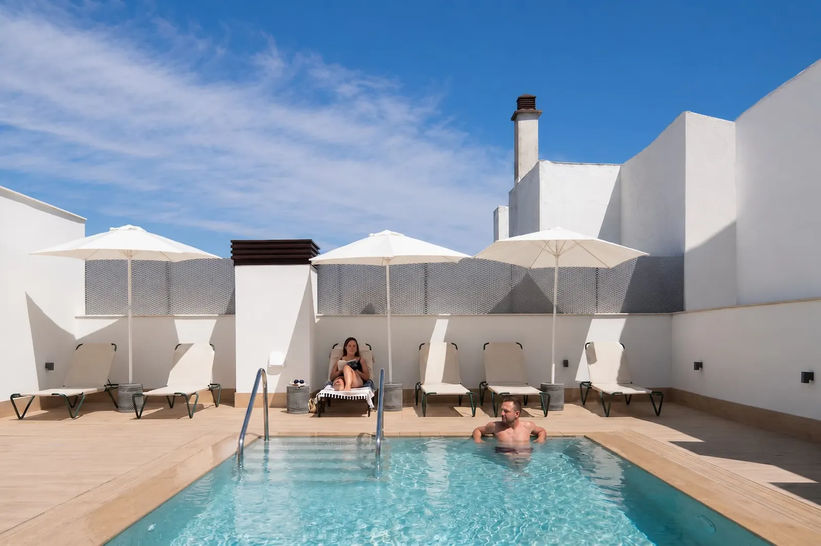 Líbere Seville Plaza Nueva, serviced apartment in Seville